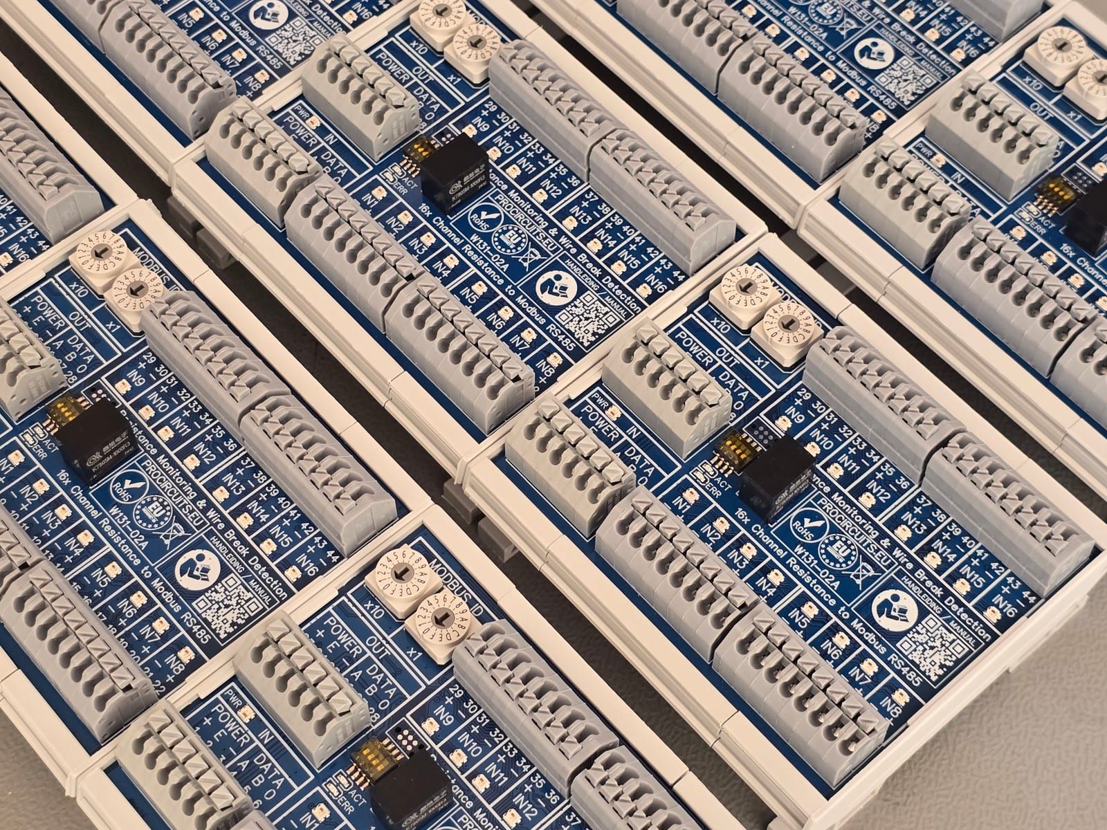 Serieproductie van DIN-rail modbus printen